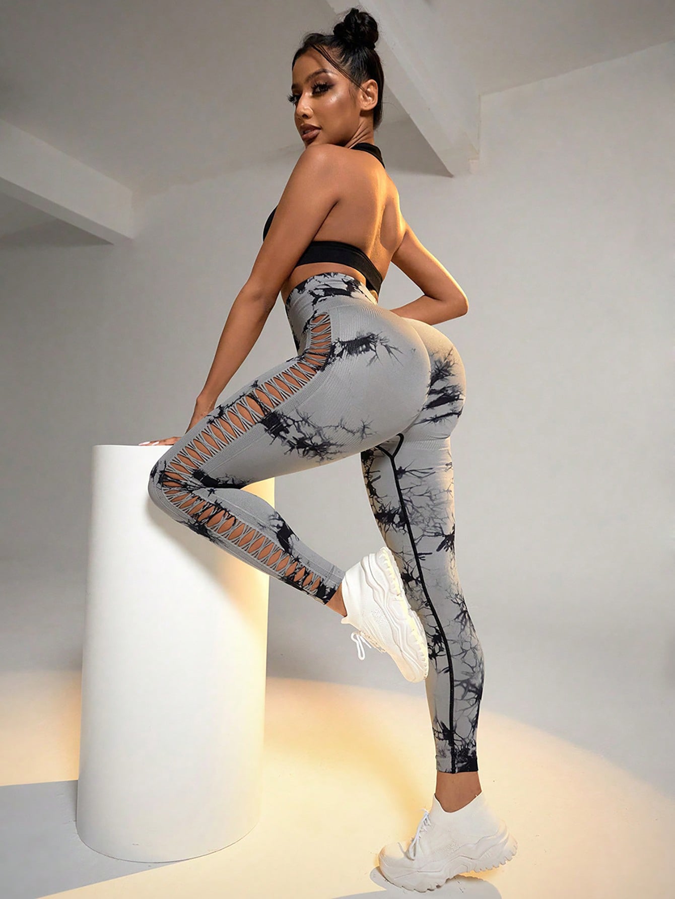 Cut Out Side Hollow Tie Dyed Yoga Pants High Waist And Hip Lifting Fitness