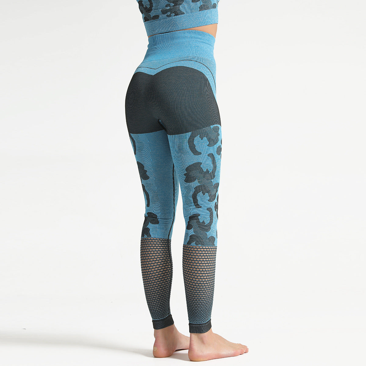 Camouflage yoga set