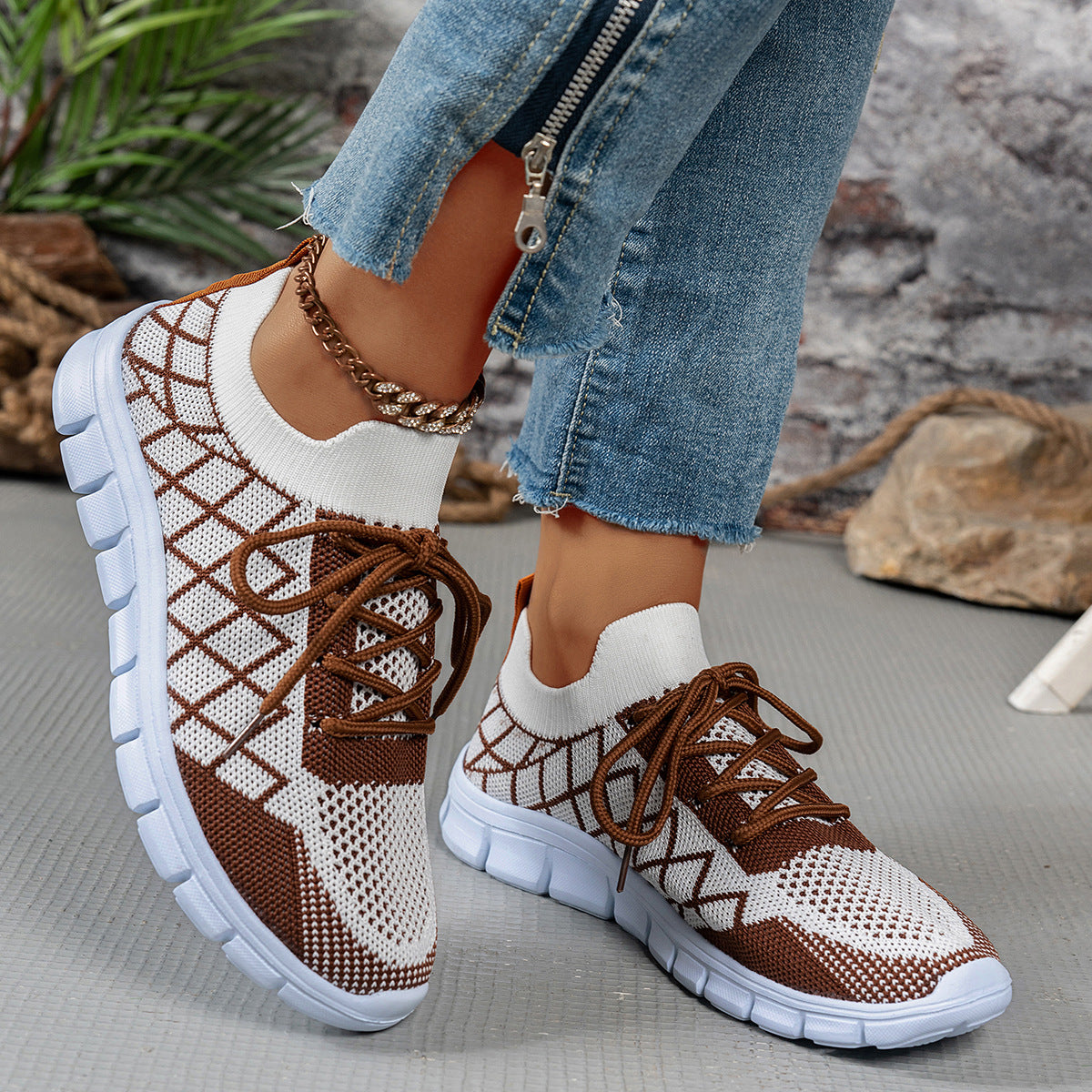 Colorblock Plaid Lace-Up Flyknit Running Sports Shoes For Women