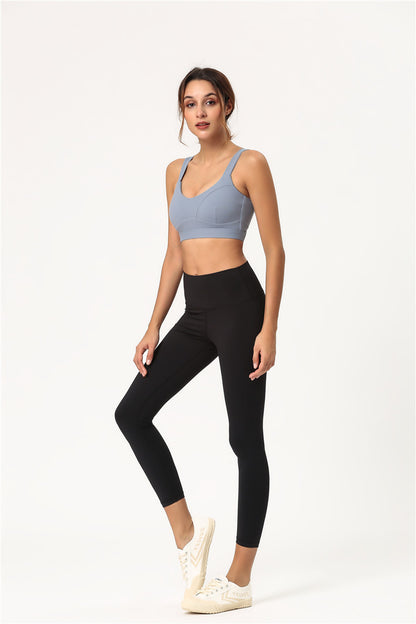 Shockproof gathered sports bra