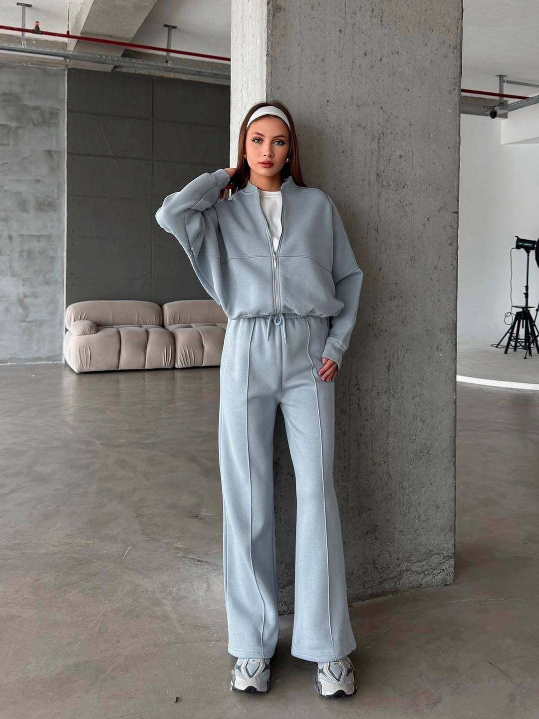 Women's Sports Suits Zipper Jacket And Wide Leg Pants