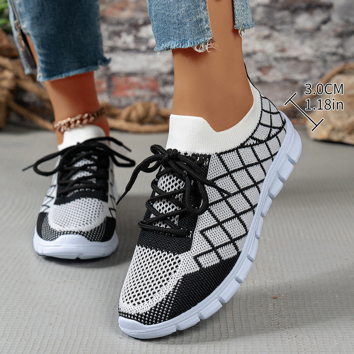 Colorblock Plaid Lace-Up Flyknit Running Sports Shoes For Women