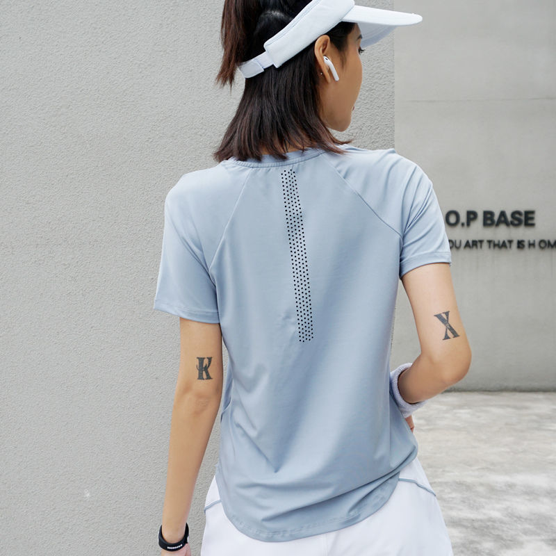 Women Sport T-shirt Quick Drying Mesh Sweat Wicking